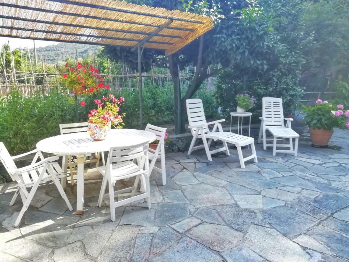 Вилла La Casa Dei Due Aranci Альбисола-Супериоре Экстерьер фото
